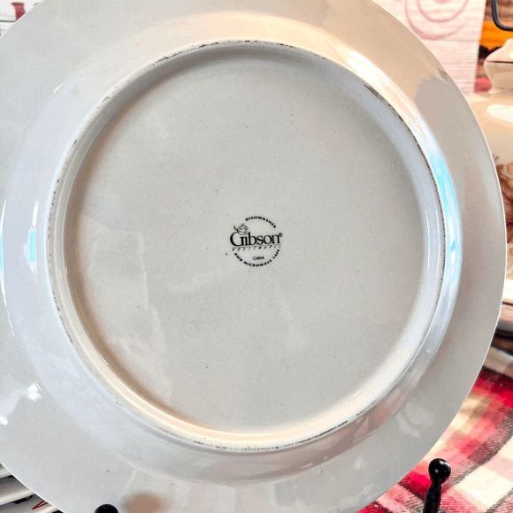 Vintage “Ralph Lauren” Vibe Gibson Christmas Dinner Plate Each Sold Separatley - Picture 4 of 6